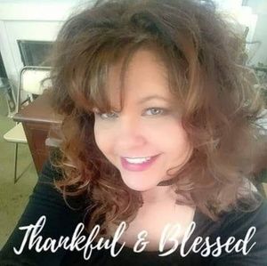 Meet your Posher, Kellie